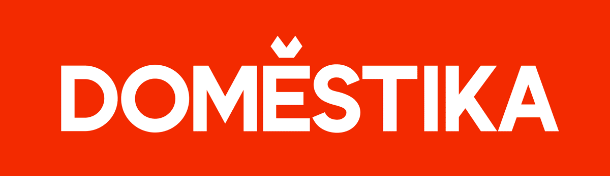 Logotipo de Doméstika en fondo rojo con letras blancas y tilde sobre la e. - Recetas Chidas
